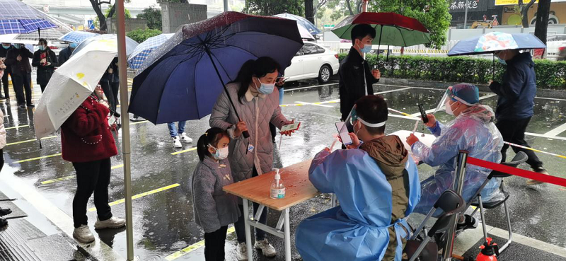 湖南粮油集团志愿者投身社区抗疫
